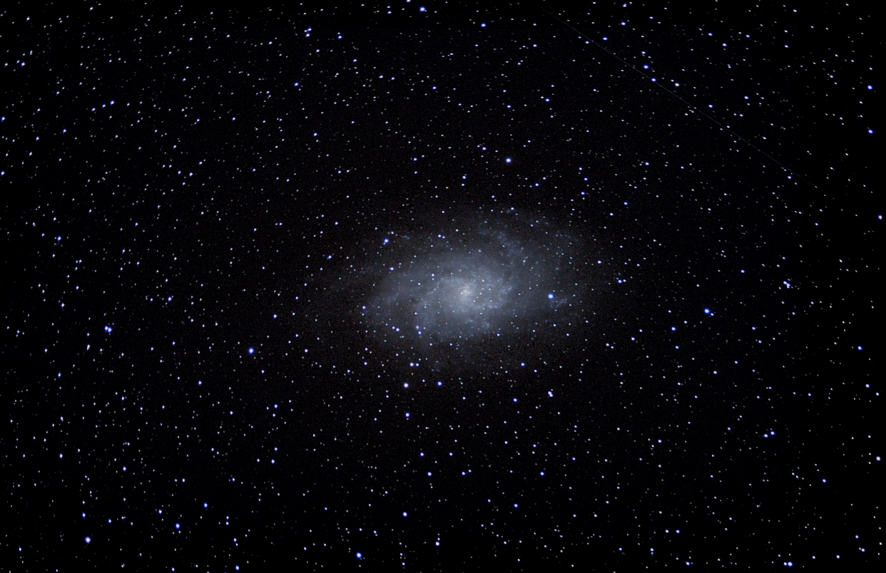Ook deze M33 laat zich al makkelijk fotograferen met kleine instrumenten